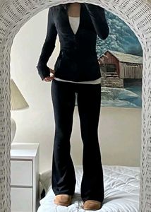 *2000's ribbed flare pants* 🧚‍♀️