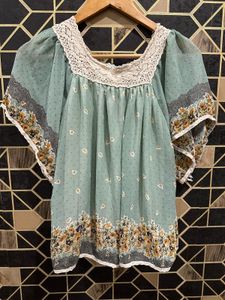 Bohemian Floral Print Top with Lace Neckline