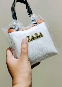 Seal pack Chic White Zara Handbag