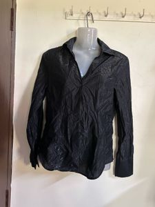 Chic Black Textured Long Sleeve Blouse