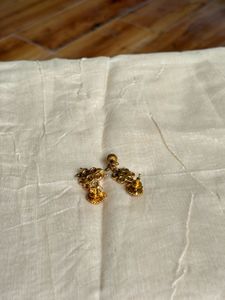 Elegant Gold Tone Floral Earrings