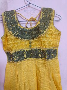 Beautiful Yellow Long Anarkali Kurta With Dupatta