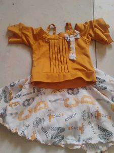 Cute Yellow & White Skirt Set