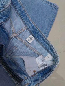 Light Wash Denim Jeans