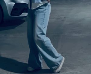 Wide Leg Light Wash Denim Jeans