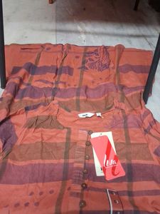 Stylish Checked Kurta with Buttons