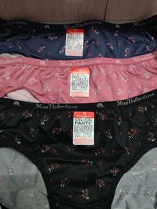 Set of 3 Floral Pattern Panties