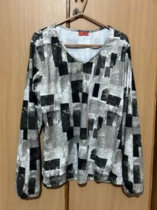 Abstract Print Long Sleeve Top
