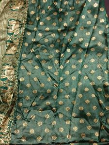 woven brand new parrot green bnarsi sari