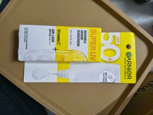 Garnier Vitamin C Super UV Sunscreen SPF50