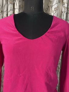 Vibrant Pink 3/4 Sleeve Top