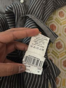 Stylish Striped Mandarin Collar Shirt with Pleated