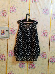 🇳🇿💫🎀Chic Floral Print Sleeveless Top