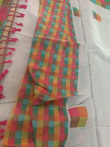 Lightweight Checked Saree