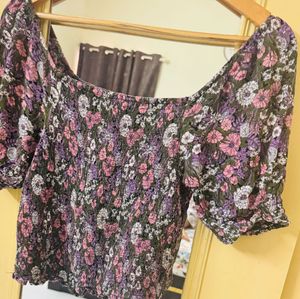 Floral Smocked Puff Sleeve Top