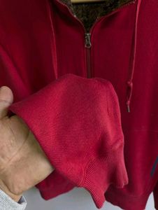 Cozy Red Zip-Up Uniqlo Hoodie