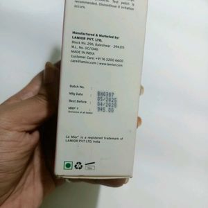LA Mior Cosmic Glow Body Highlighter