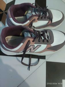 Stylish women Sneakers