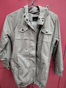 Hooded Lightweight Jacket