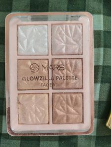 Mars Glowzilla Palette &amp; Pore Cure Primer