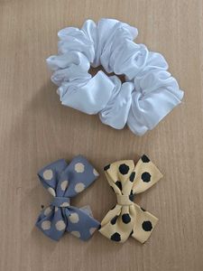 Scrunchie & Polka Dot Bow Set