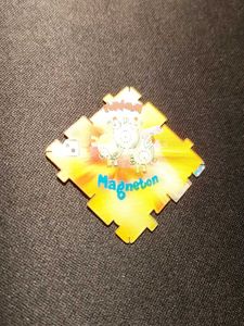 Big babol Pokemon Magnemite giga card collectible