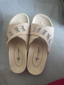 Stylish "FRESH" Slip-On Slides