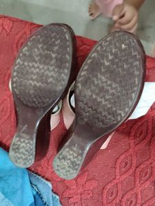Stylish Peach Flower Sandals