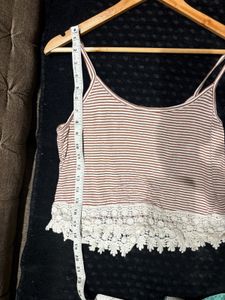 Chic Striped  Lace Trim Top