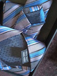 NEW Silk Tie, Cufflinks And Pocket Square Gift Set