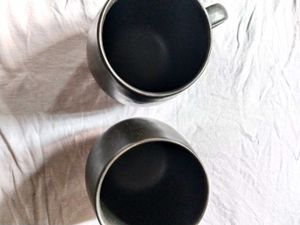 Stylish White Insulated Water Bottleand cups