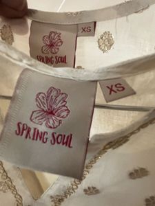 Elegant White Kurta with Foil Print