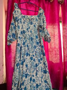 Chic Blue Floral Puff Sleeve Dress