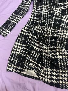Chic Black &amp; White Plaid Wrap Dress