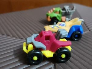 3 kinder Joy toy cars