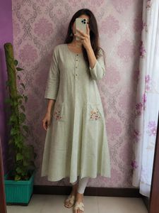 Light Green Embroidered Kurta