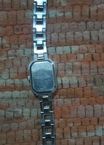 Ladies Hand Watch
