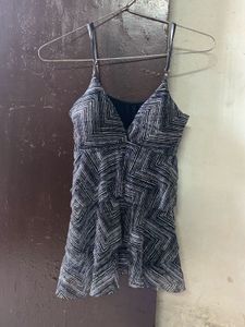 Y2K Geometric Chevron Tiered Cami Top