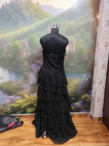 Black Tiered Gothic Sleeveless dress