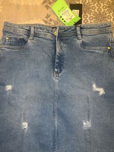 Stylish Distressed Denim Skirt