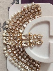 Sparkling Jewelry Set - Necklace &amp; Earrings