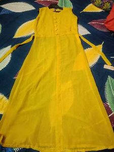Mustard Yellow Slit Kurti 💛
