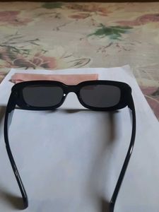 Retro 90s Narrow Rectangle Sunglasses