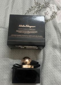 Salvatore Ferragamo Signorina Misteriosa Perfume