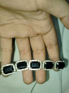 Elegant Black &amp; Crystal Necklace