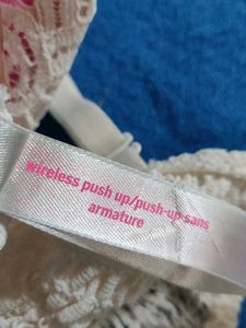 victoria's secret Elegant White Lace Bralette