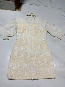 a very cute long top for xxs girlie