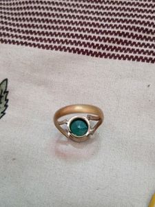 GREEN ONYX RING IN BRONZE