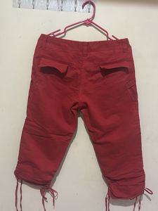 Red Cargo Capris