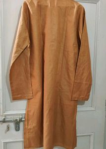 Tan Kurta